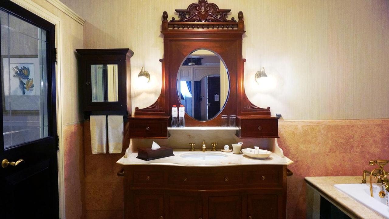 Hotel Majapahit Mgallery